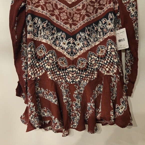 Free People Sz M Bohemian Maroon Pattern Deep V-back L/Sl  Blouse or Mini Dress - Picture 8 of 10